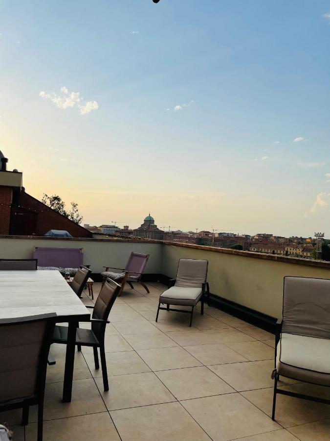 Bologna Holiday Inn Bagian luar foto