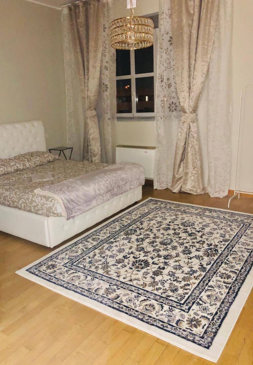 Bologna Holiday Inn Bagian luar foto