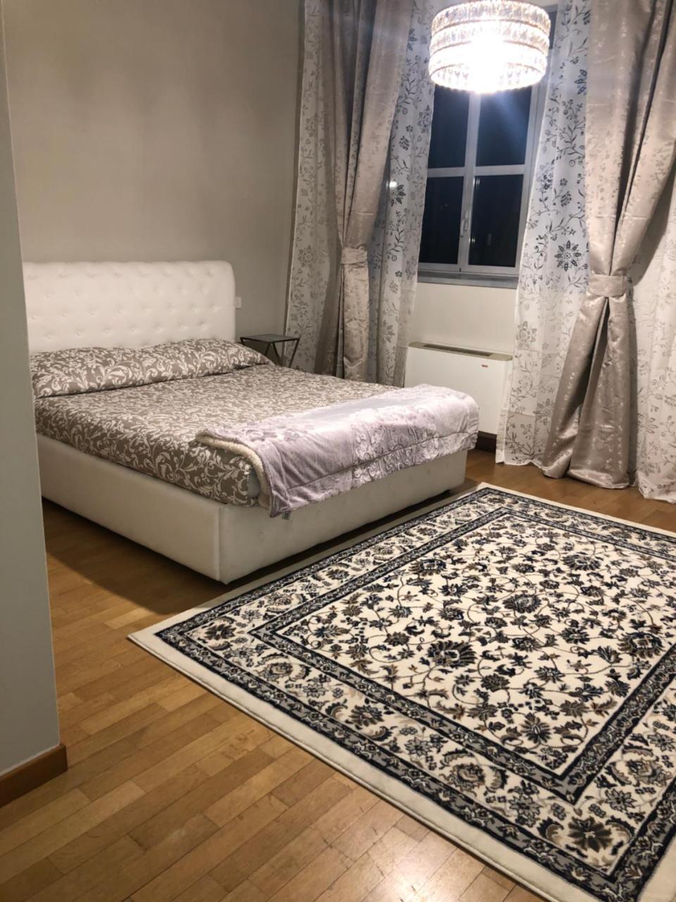 Bologna Holiday Inn Bagian luar foto
