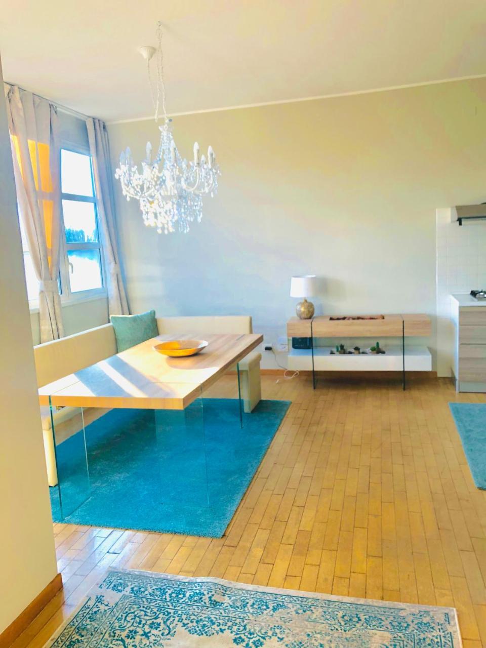 Bologna Holiday Inn Bagian luar foto